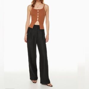 Aritzia Wilfred The Effortless Pant Linen
High-waisted pleated wide-leg short 4
